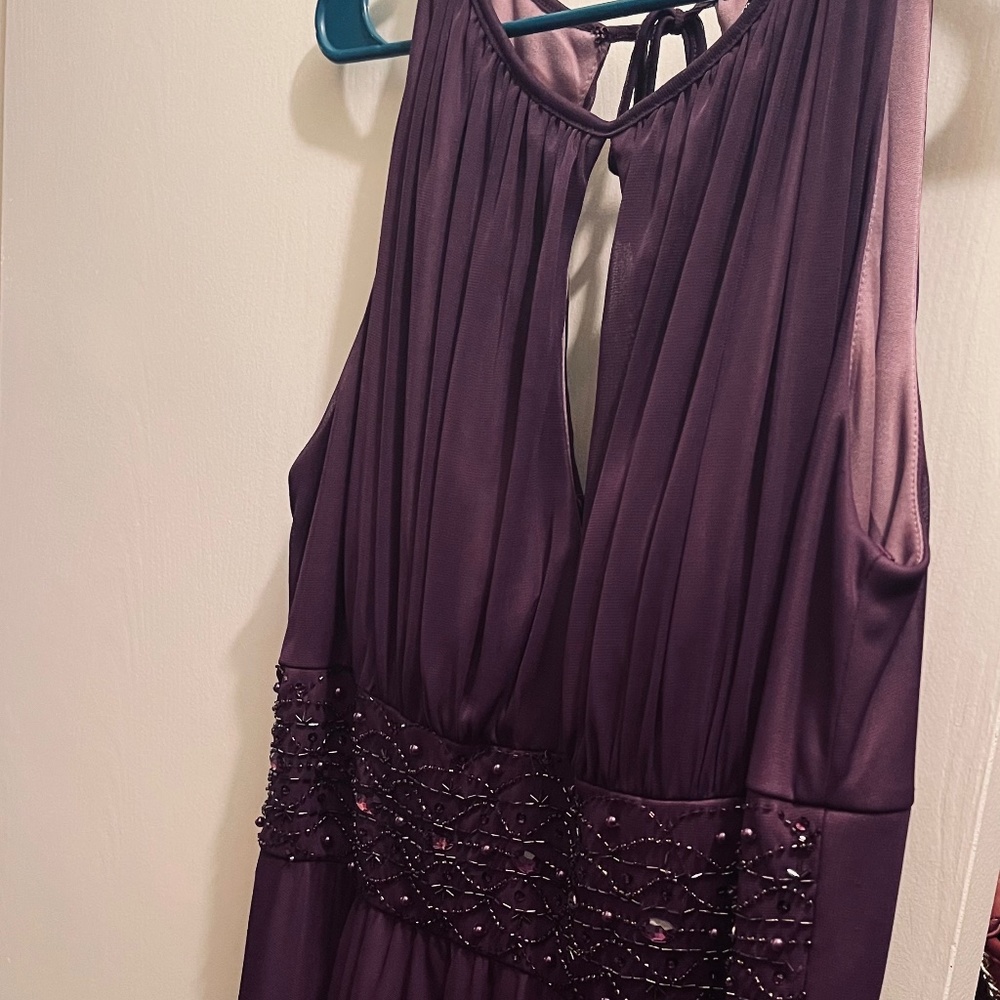 Jessica Howard purple midi Dress